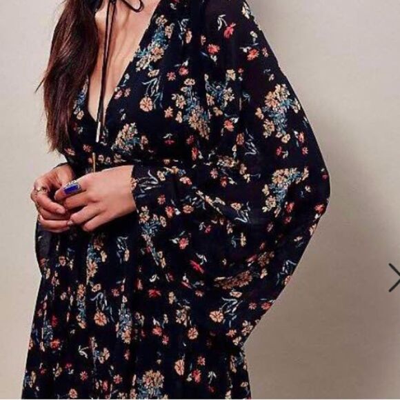 Free People Lilou Dress Small Black Floral Flowy Wrap Belted Mini Boho Fairycore - Picture 8 of 12
